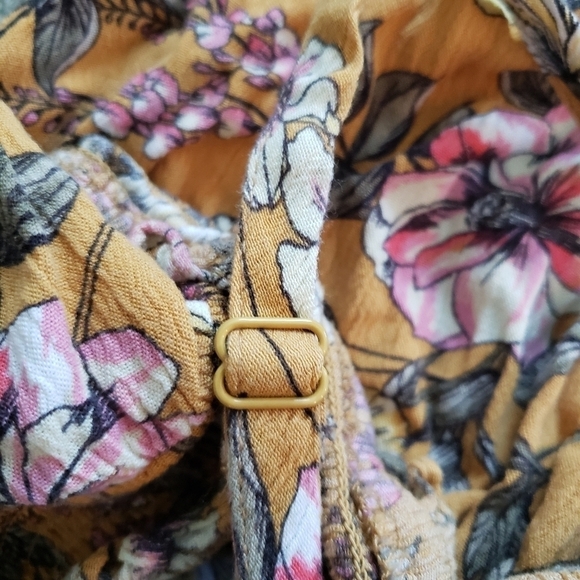 TORRID OFF THE SHOULDER TOP - Picture 9 of 11